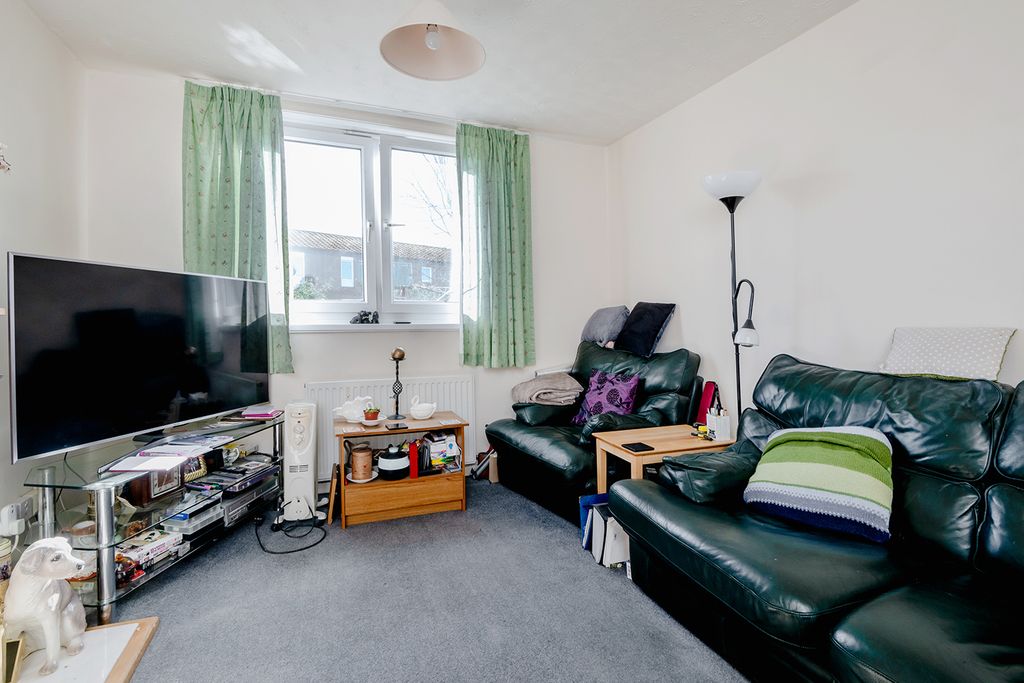 Property photo 3 of 26