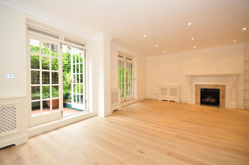 Property photo 1 of 12 Image