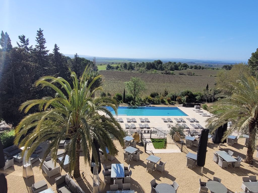 Property photo 3 of 23