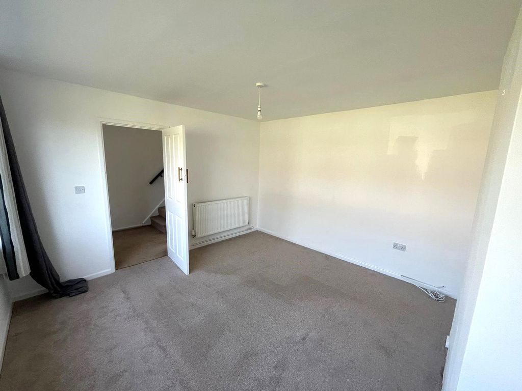 Property photo 3 of 16 Not Specified