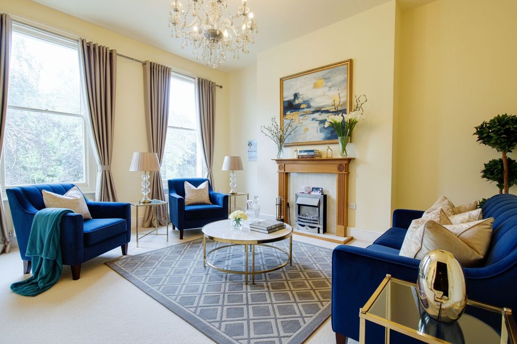 Property photo 1 of 21