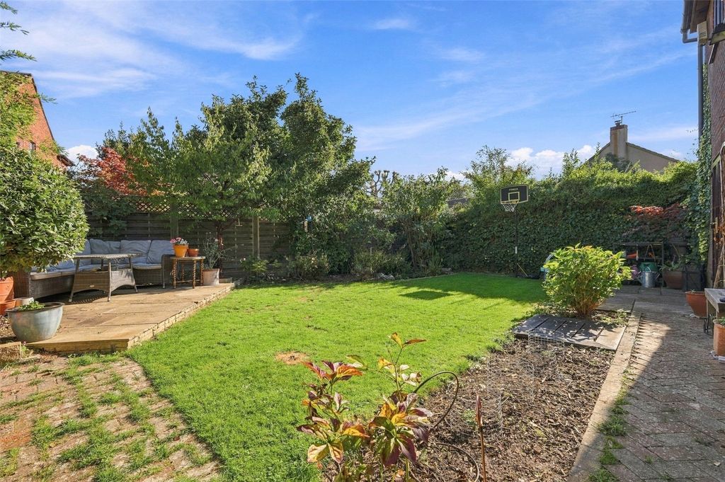 Property photo 3 of 23 Picture No. 24