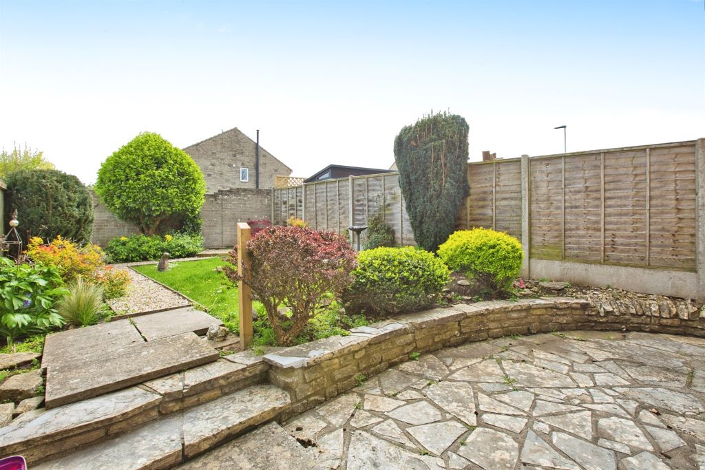 Property photo 3 of 17