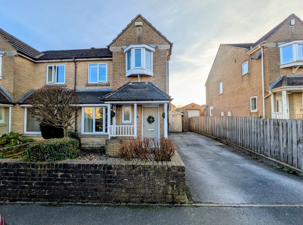 Property photo 1 of 32 1000038537