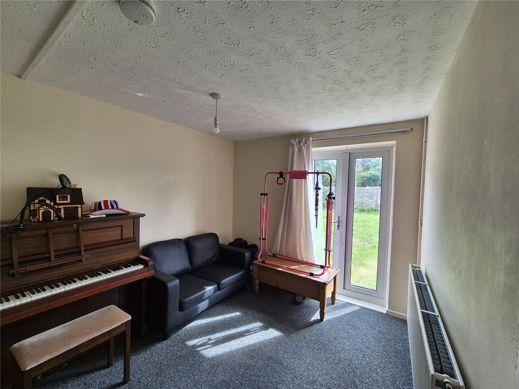 Property photo 2 of 9 Picture No. 07