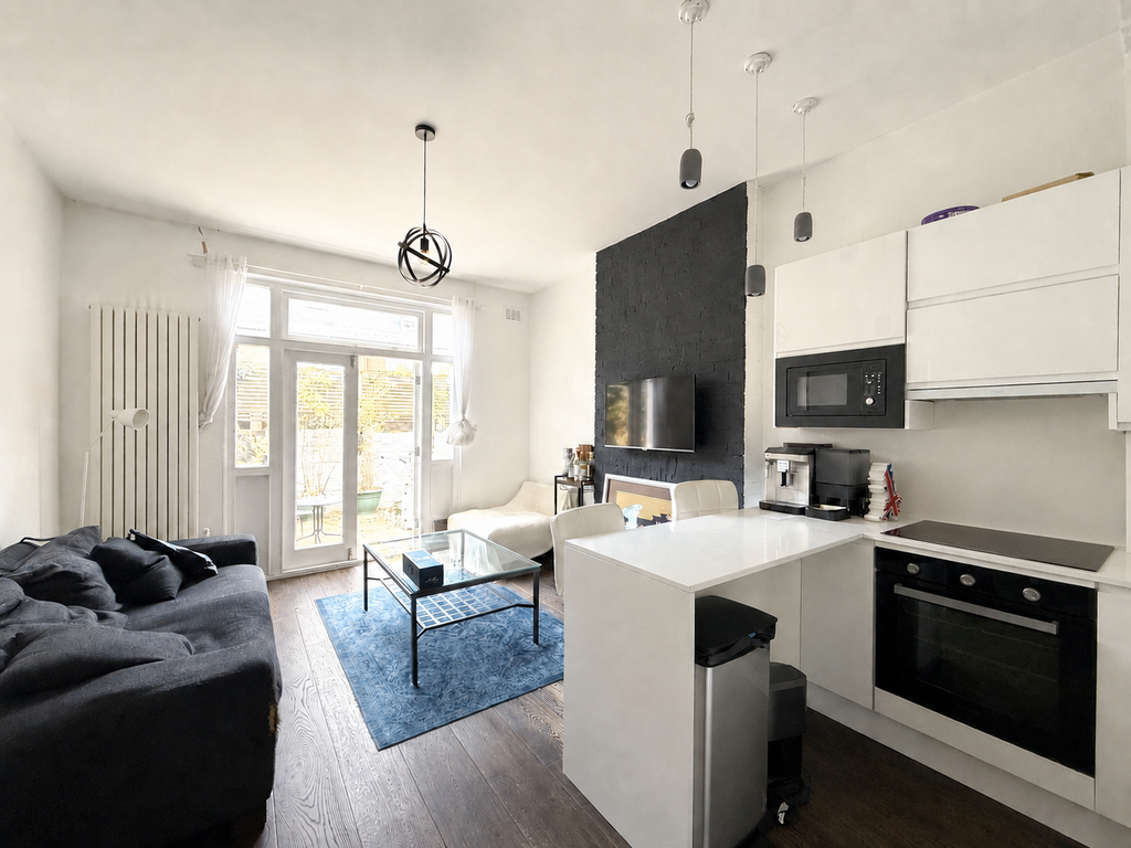 Property photo 1 of 7