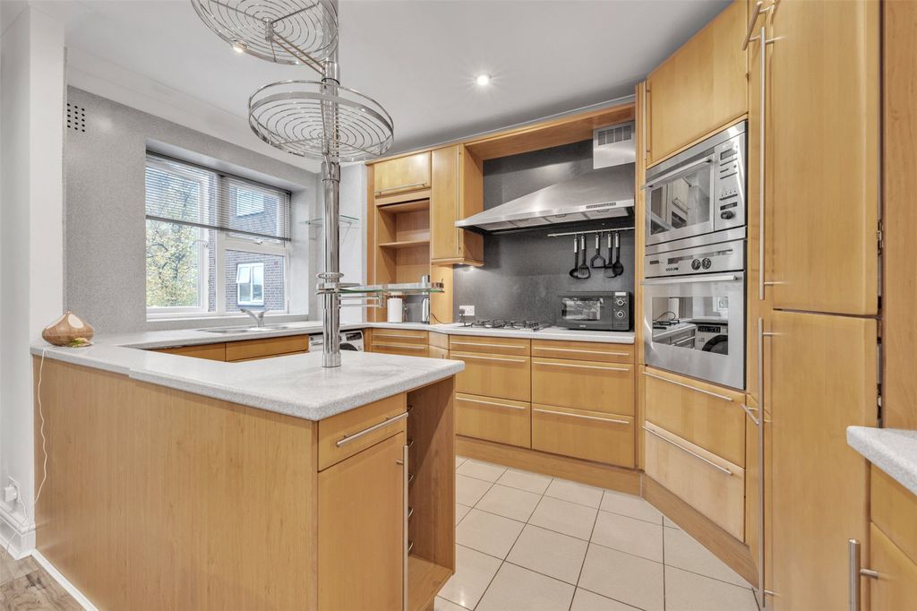 Property photo 2 of 15 Picture No. 05