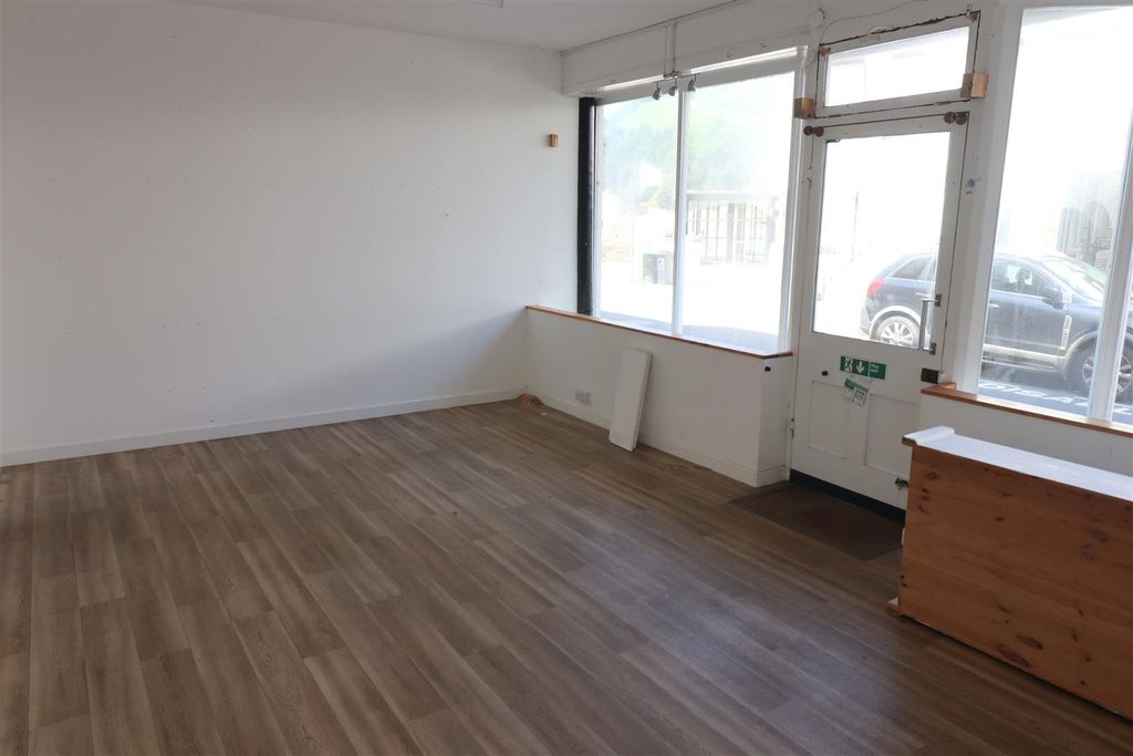 Property photo 2 of 4 Shop Floor.Jpg