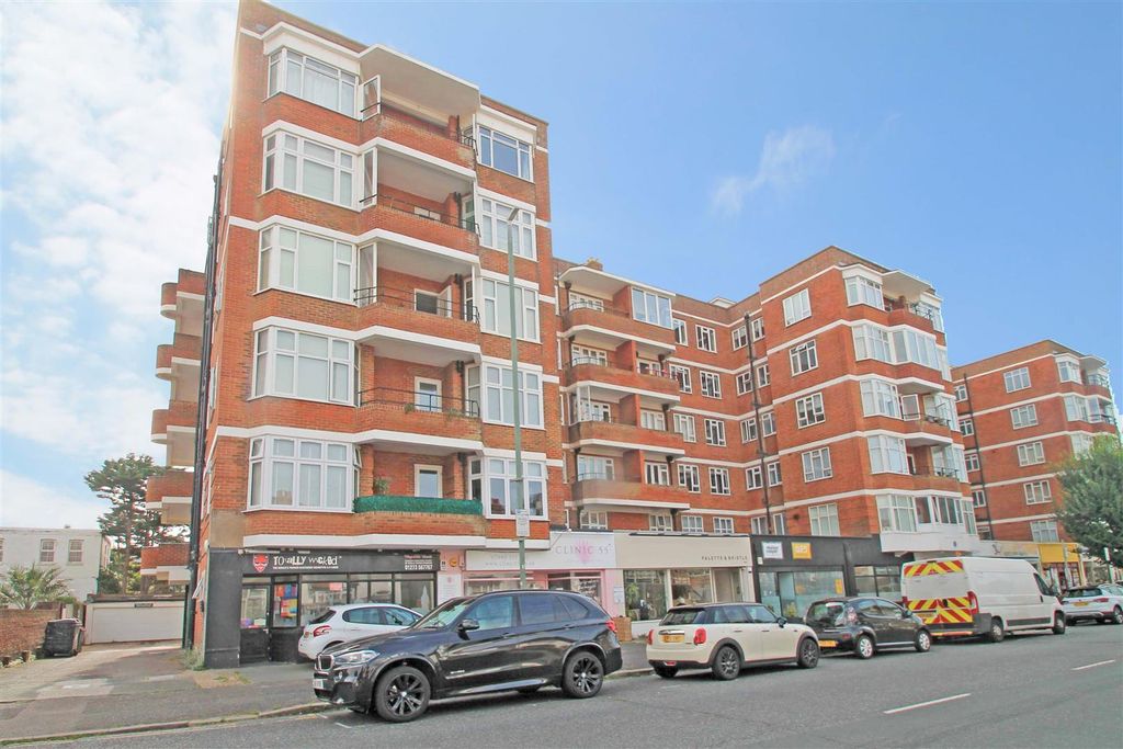 Property photo 1 of 7 Hove Manor