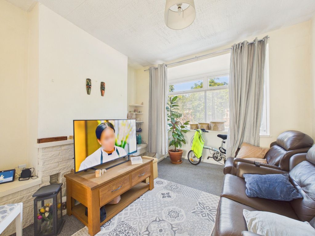 Property photo 2 of 8 5229715