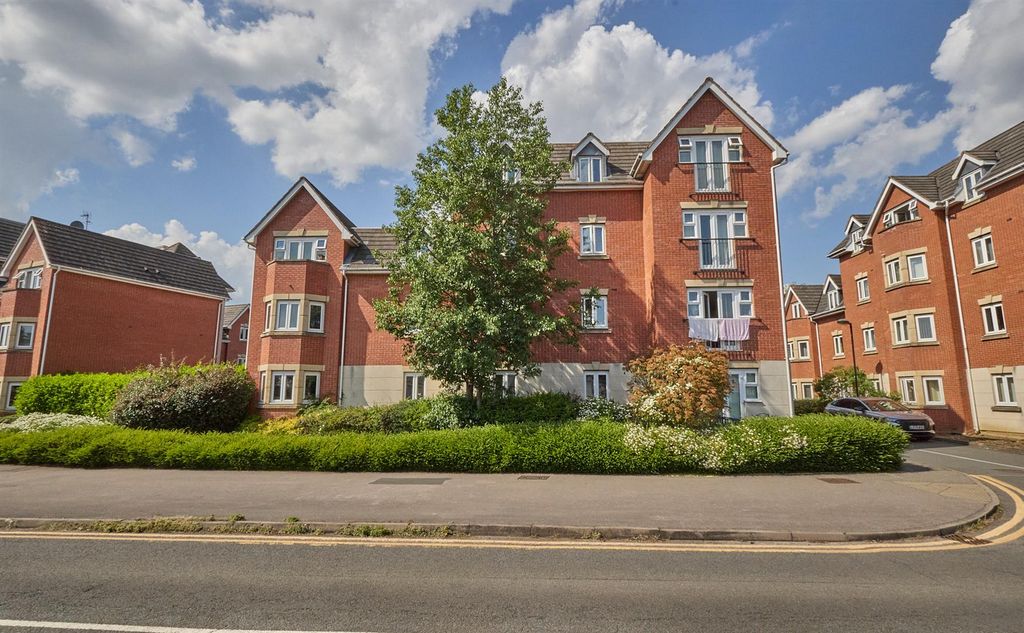 Property photo 1 of 10 Bradgate_9.Jpg