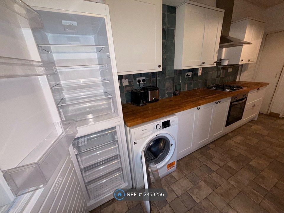 Property photo 1 of 25