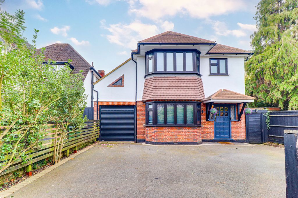 Property photo 2 of 36