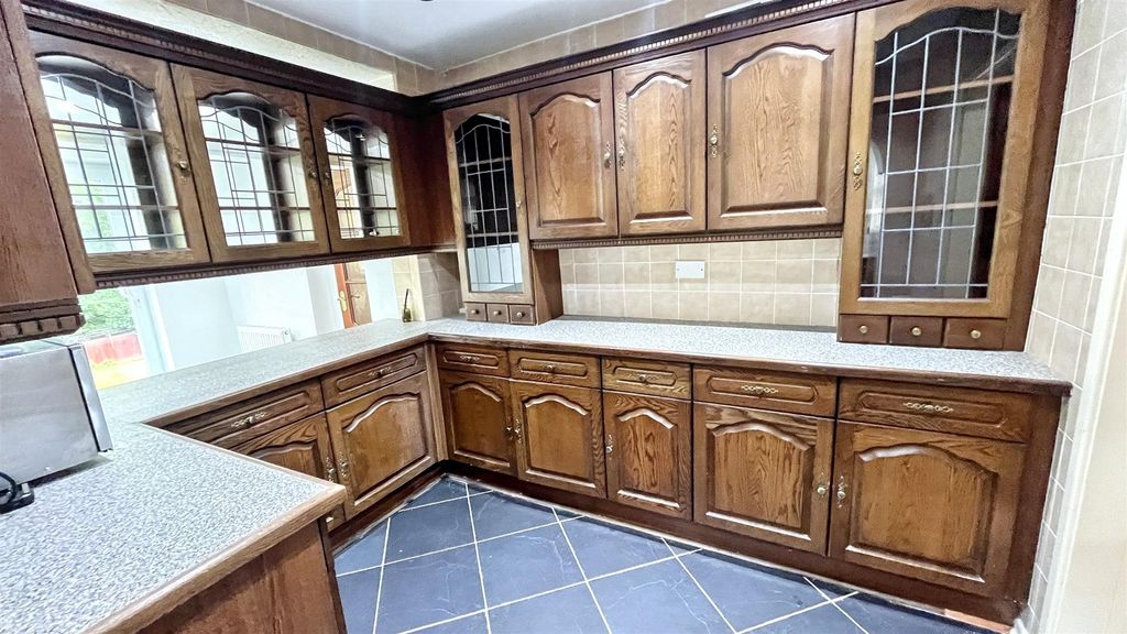 Property photo 3 of 22 Open Plan Kitchen