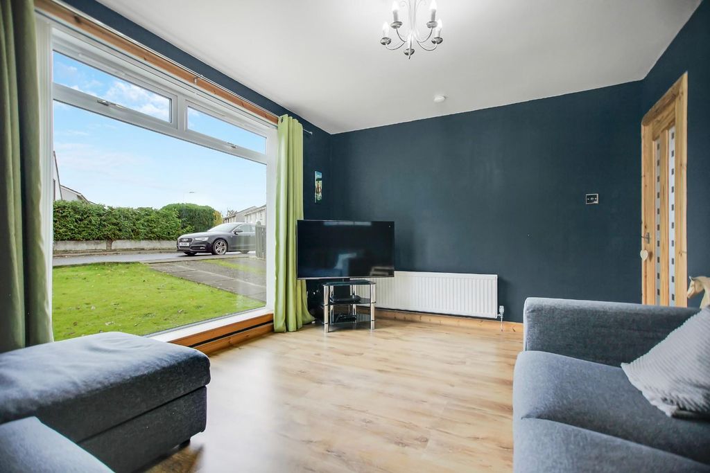 Property photo 3 of 15 04.Jpg