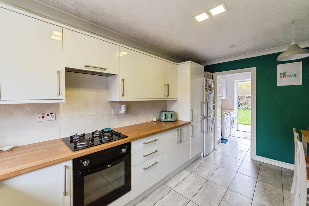 Property photo 3 of 19