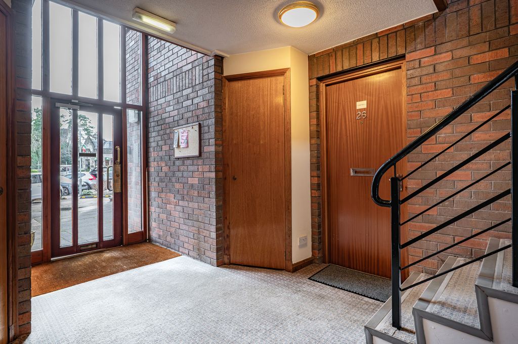 Property photo 3 of 23