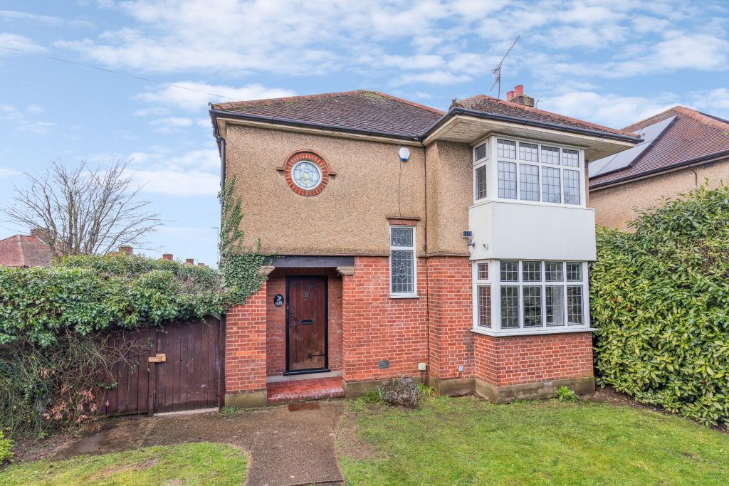 Property photo 1 of 12