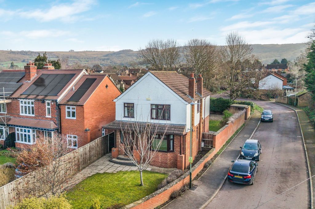 Property photo 1 of 24