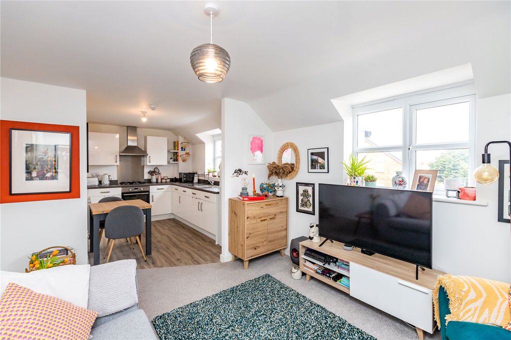 Property photo 3 of 11 Picture No. 05