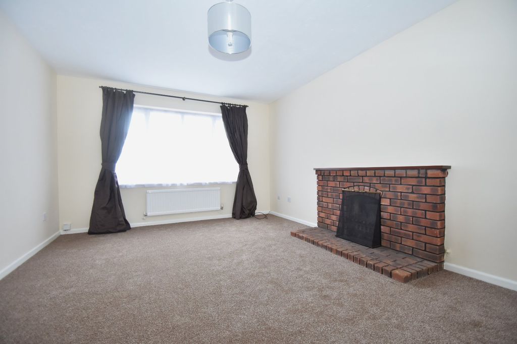 Property photo 3 of 18 Picture No. 01