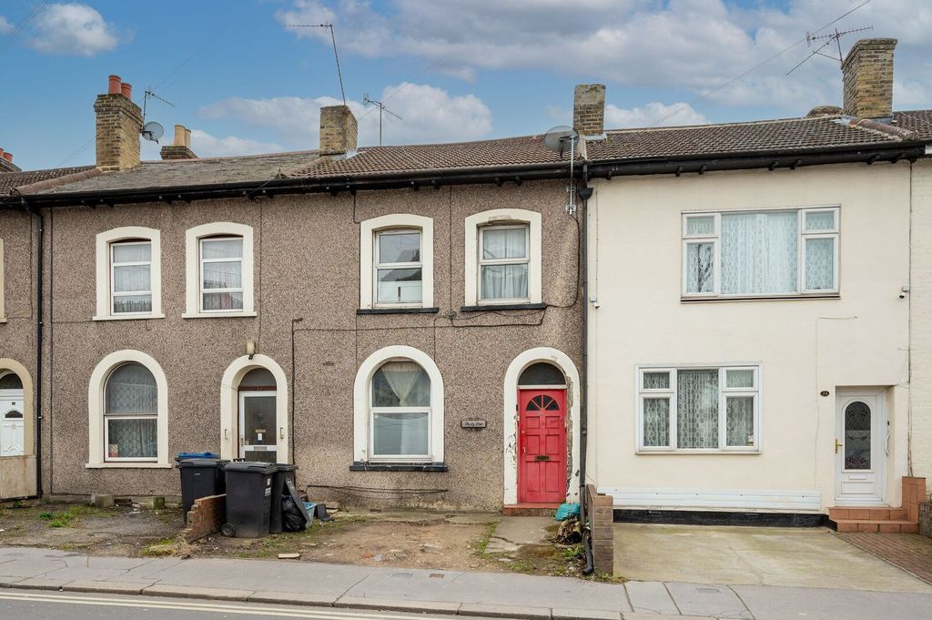 Property photo 1 of 7