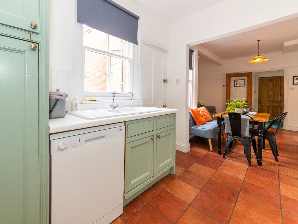 Property photo 1 of 33