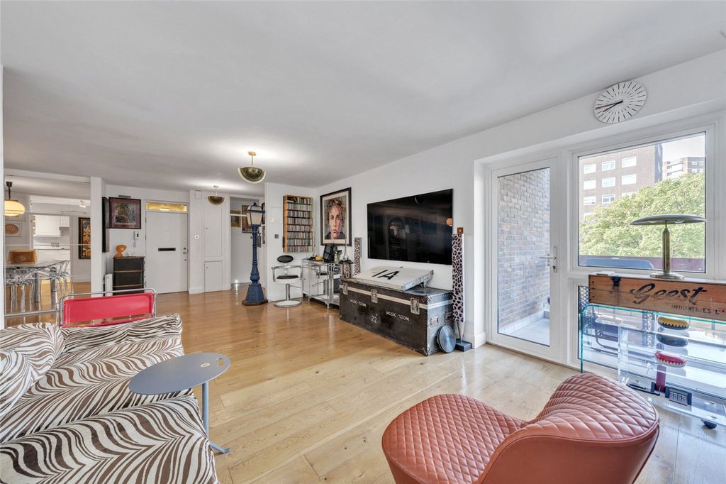 Property photo 2 of 19 Picture No. 04