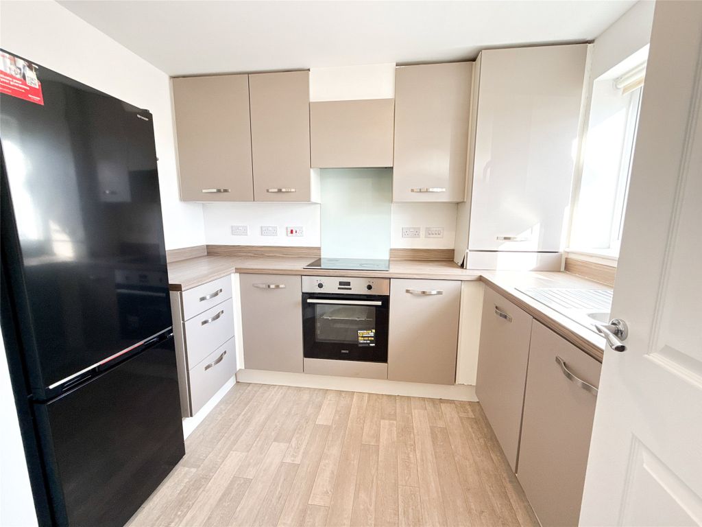 Property photo 2 of 26 Kitchen