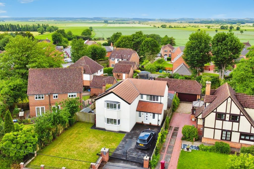 Property photo 1 of 26 3941183