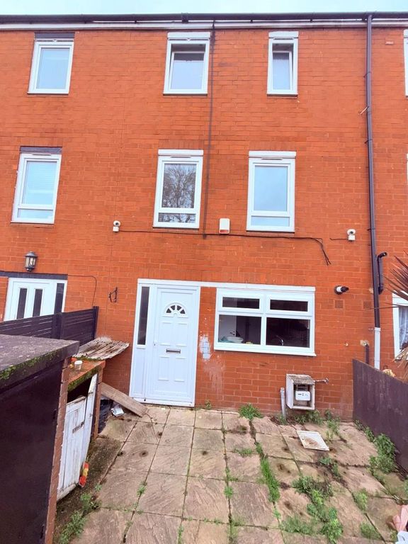 Property photo 1 of 17 01.Jpg