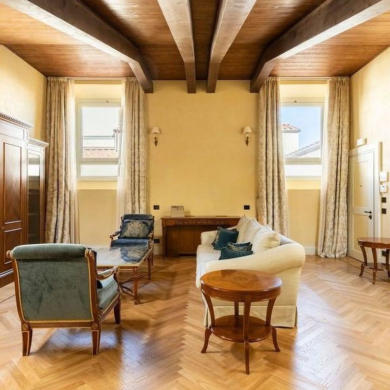 Property photo 1 of 20 Charming Apartment In Florence, Tuscany