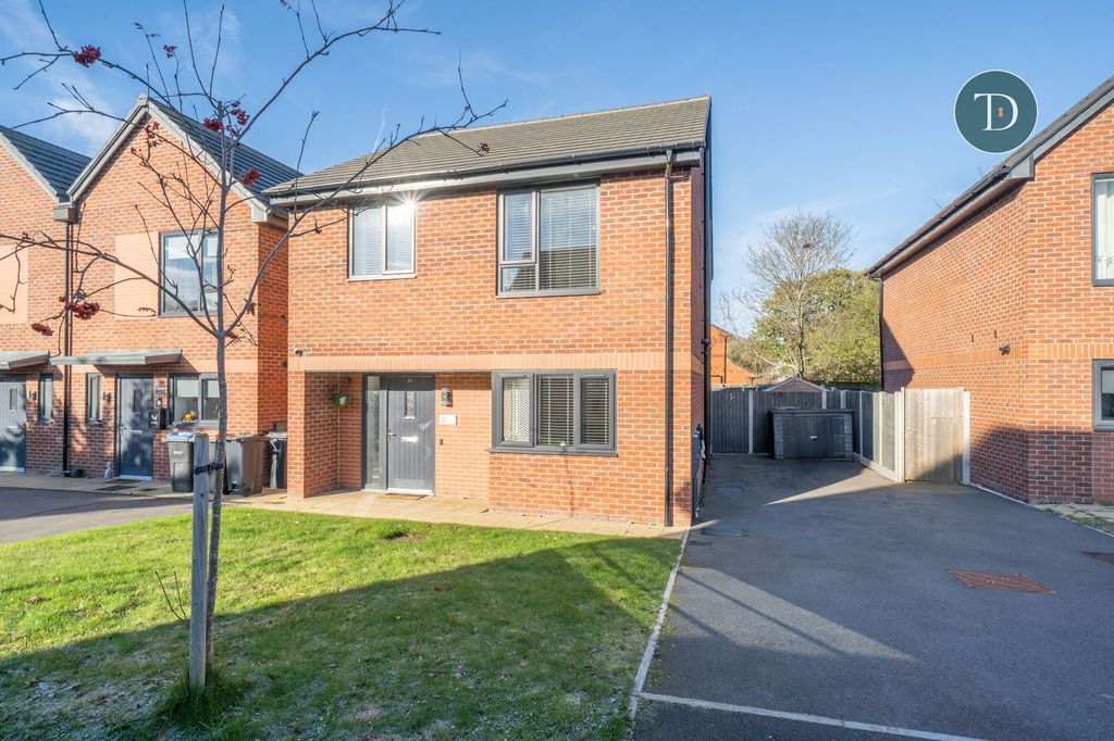 Property photo 1 of 29