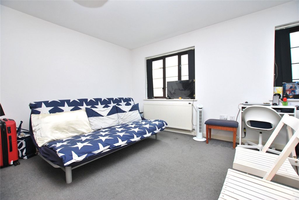 Property photo 2 of 6 Picture No. 02
