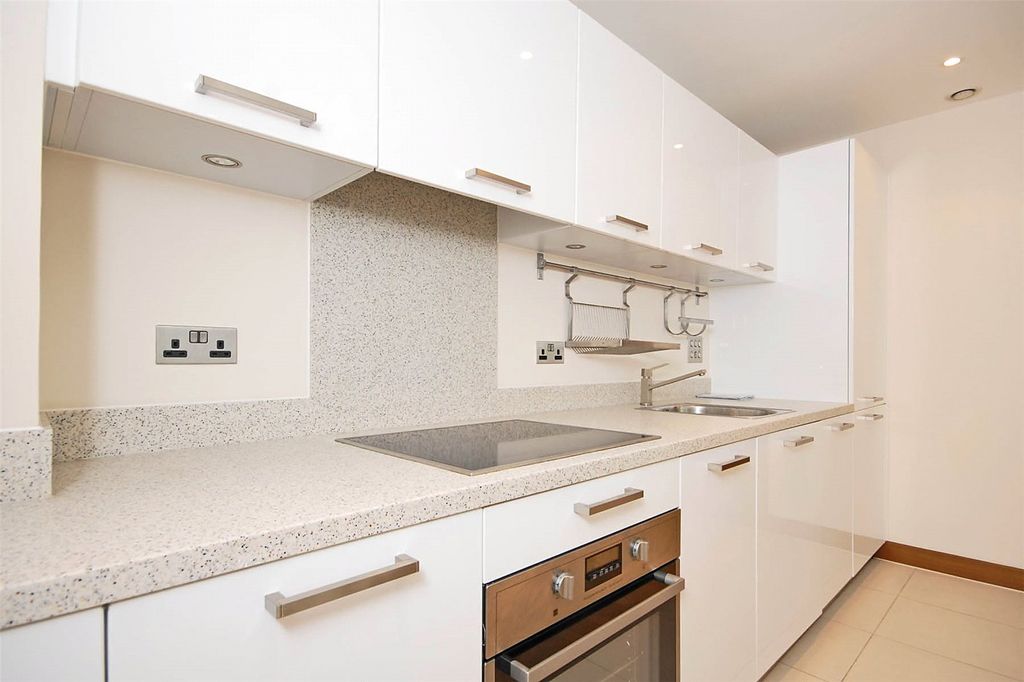 Property photo 3 of 7 Picture No. 04