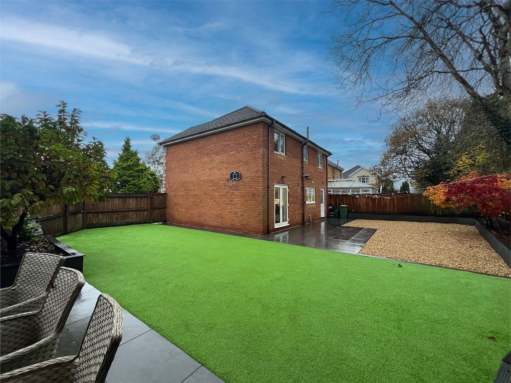 Property photo 1 of 24 Picture No. 20