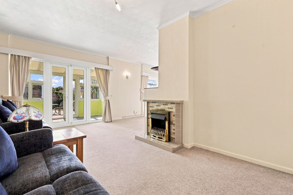 Property photo 2 of 17 8_012_Img_5467_