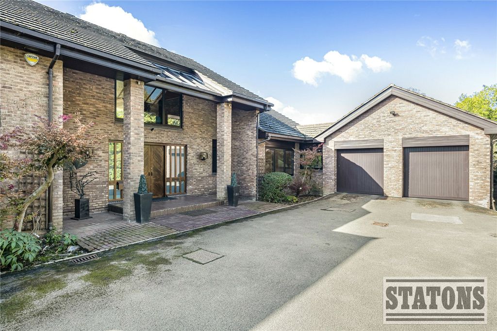 Property photo 1 of 19 Picture No. 94