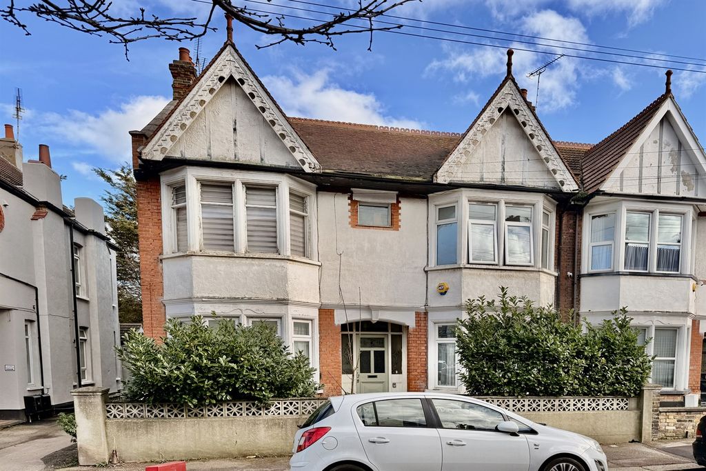 Property photo 1 of 5 (Main)