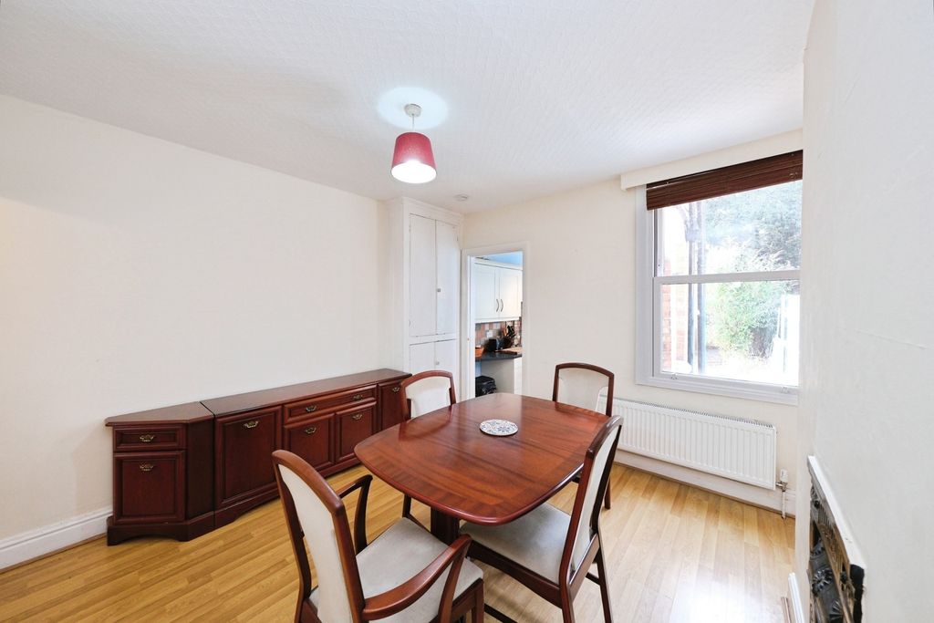 Property photo 3 of 13 Pbox-Img.Jpg