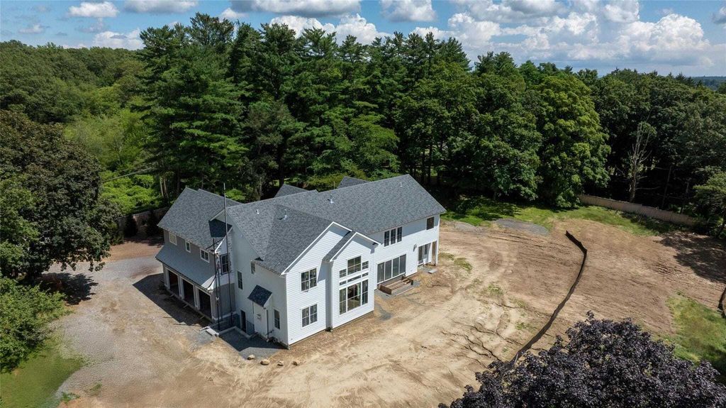 Property photo 3 of 8 <Alttext/>