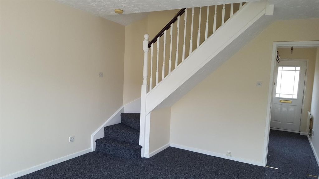 Property photo 3 of 4