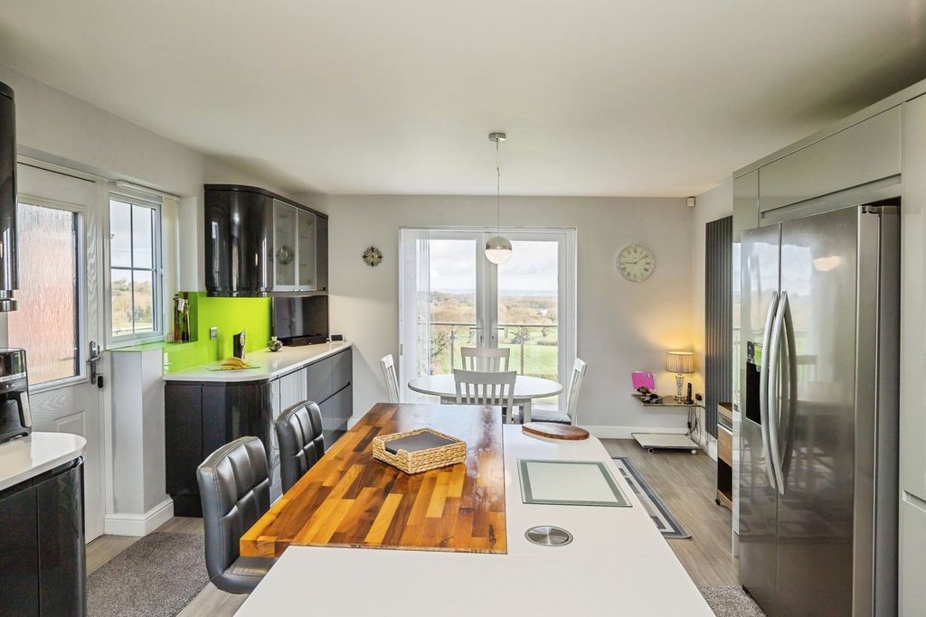 Additional image 6 of 5 bed detached house for saleLlys Y Graig, Bryn-Y-Baal, Mold, Flintshire CH7