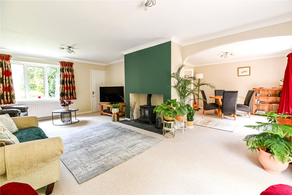 Property photo 2 of 19 Picture No. 04