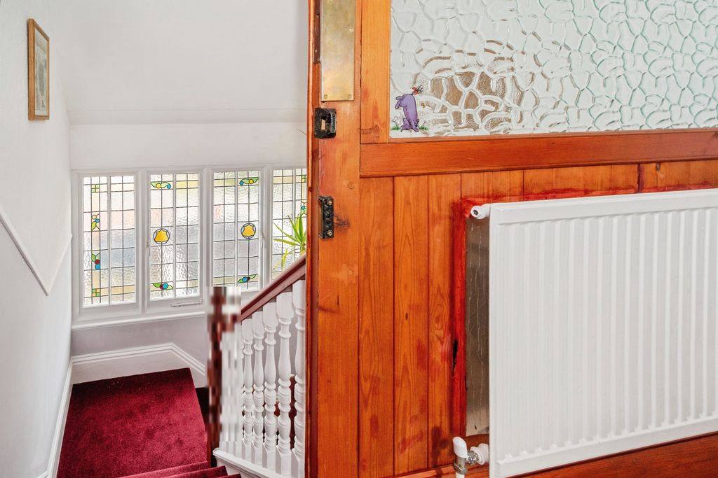 Property photo 3 of 20