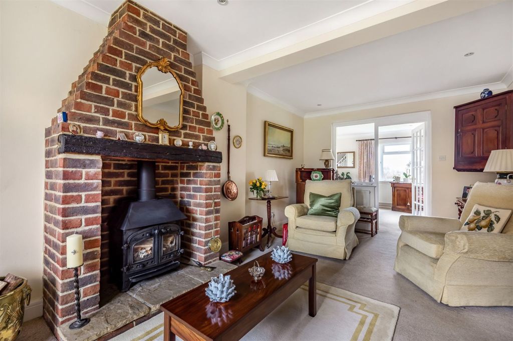 Property photo 3 of 24