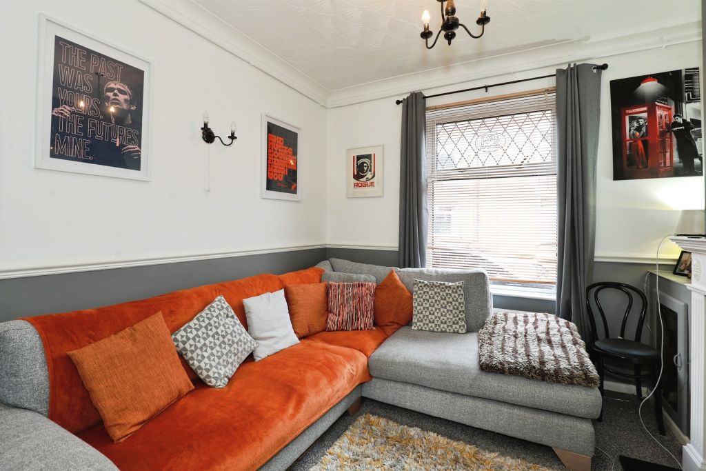 Property photo 3 of 19