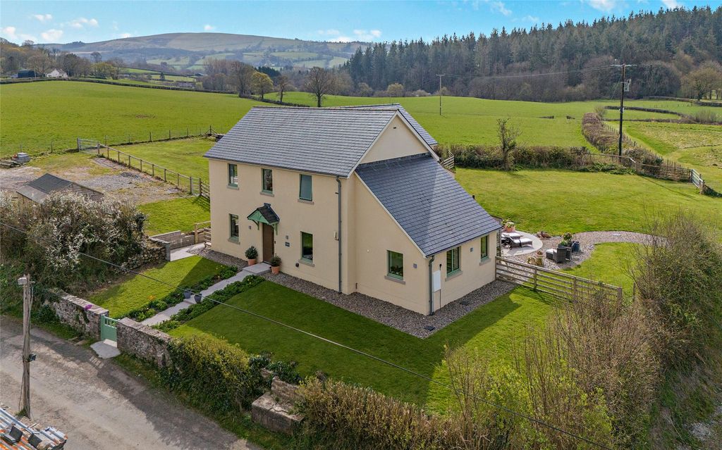 Property photo 2 of 47 Aerial