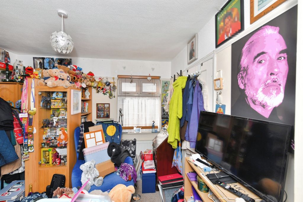 Property photo 3 of 20