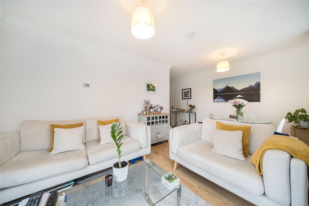 Property photo 1 of 8 Picture No. 04